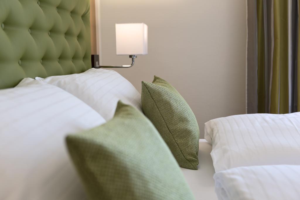 شخاردينغ Gesundheitshotel Gugerbauer الغرفة الصورة